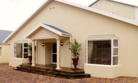 The Russel Hotel Knysna Eksteriør bilde