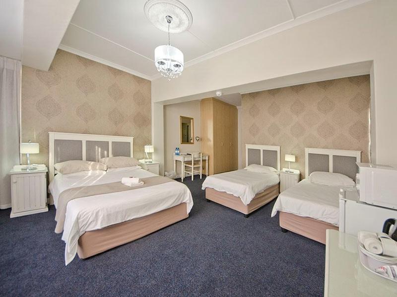 The Russel Hotel Knysna Eksteriør bilde