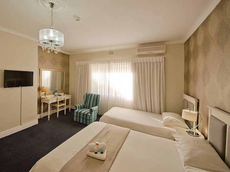 The Russel Hotel Knysna Eksteriør bilde