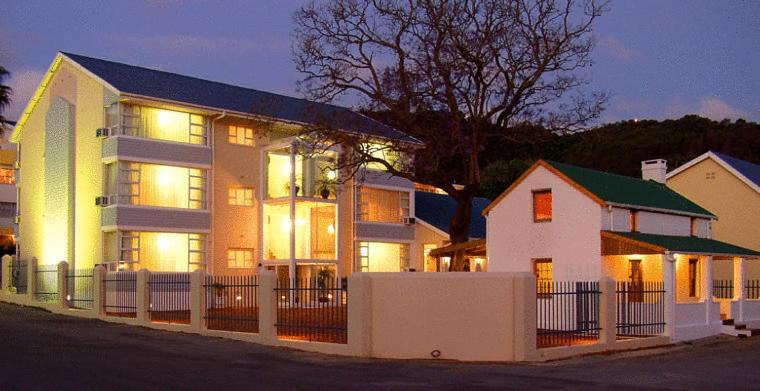 The Russel Hotel Knysna Eksteriør bilde