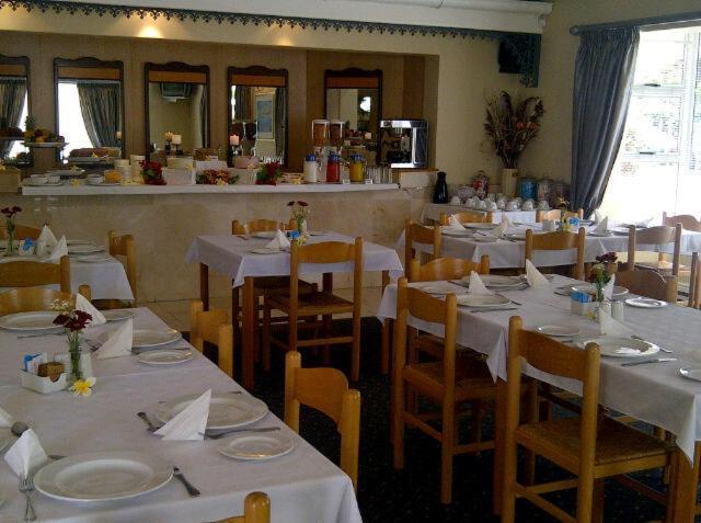 The Russel Hotel Knysna Eksteriør bilde
